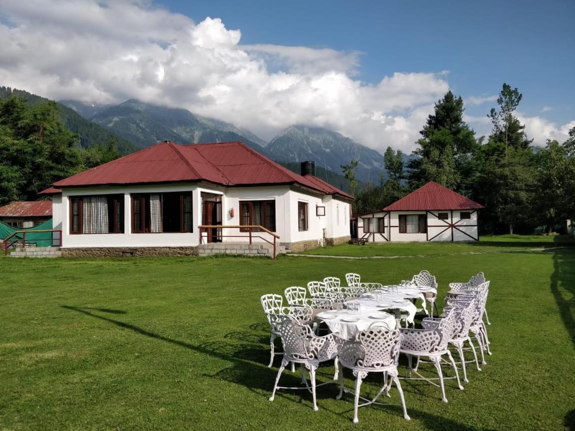 Heevan Pahalgām Exterior foto